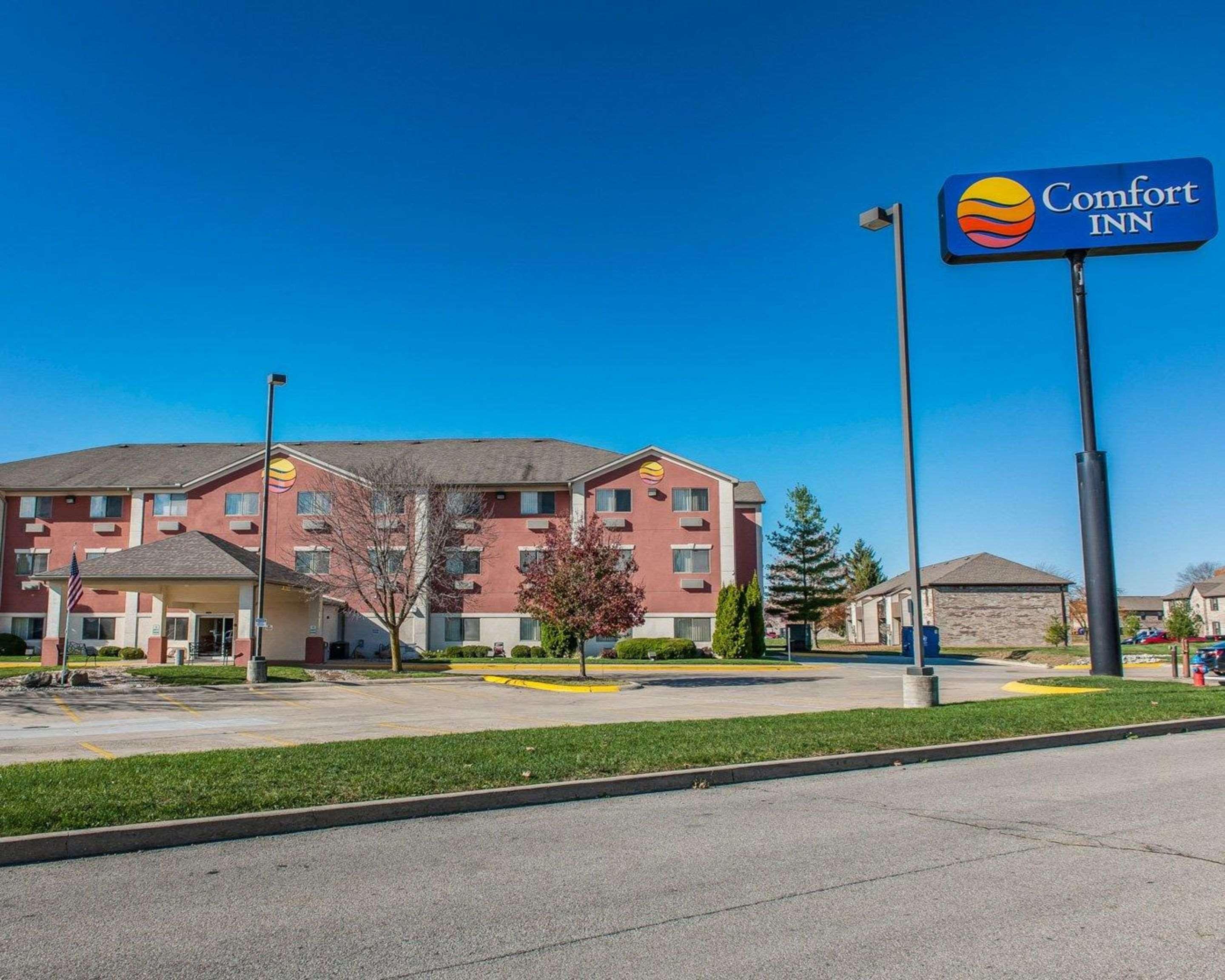 Comfort Inn Shelbyville North Exterior photo