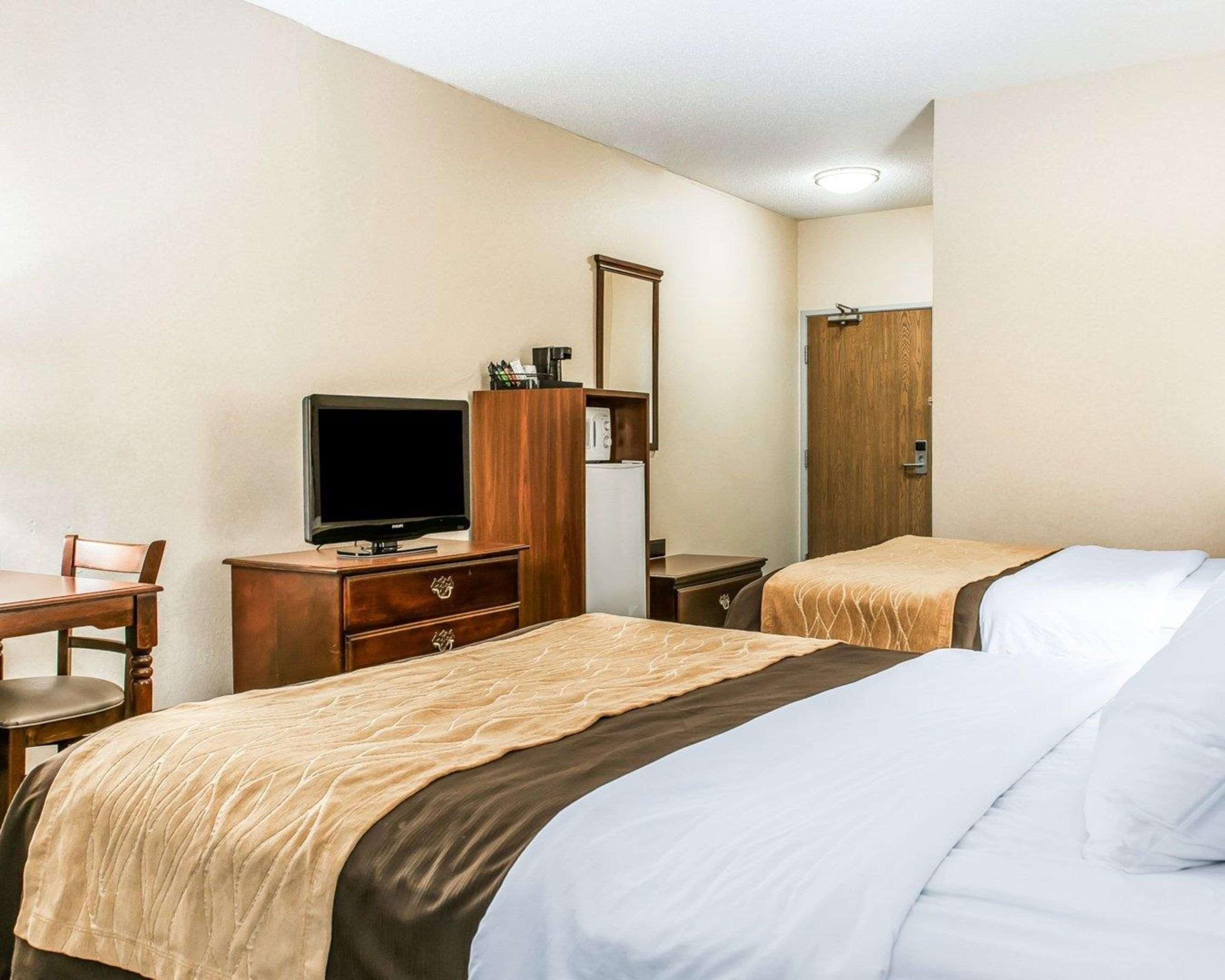 Comfort Inn Shelbyville North Exterior photo
