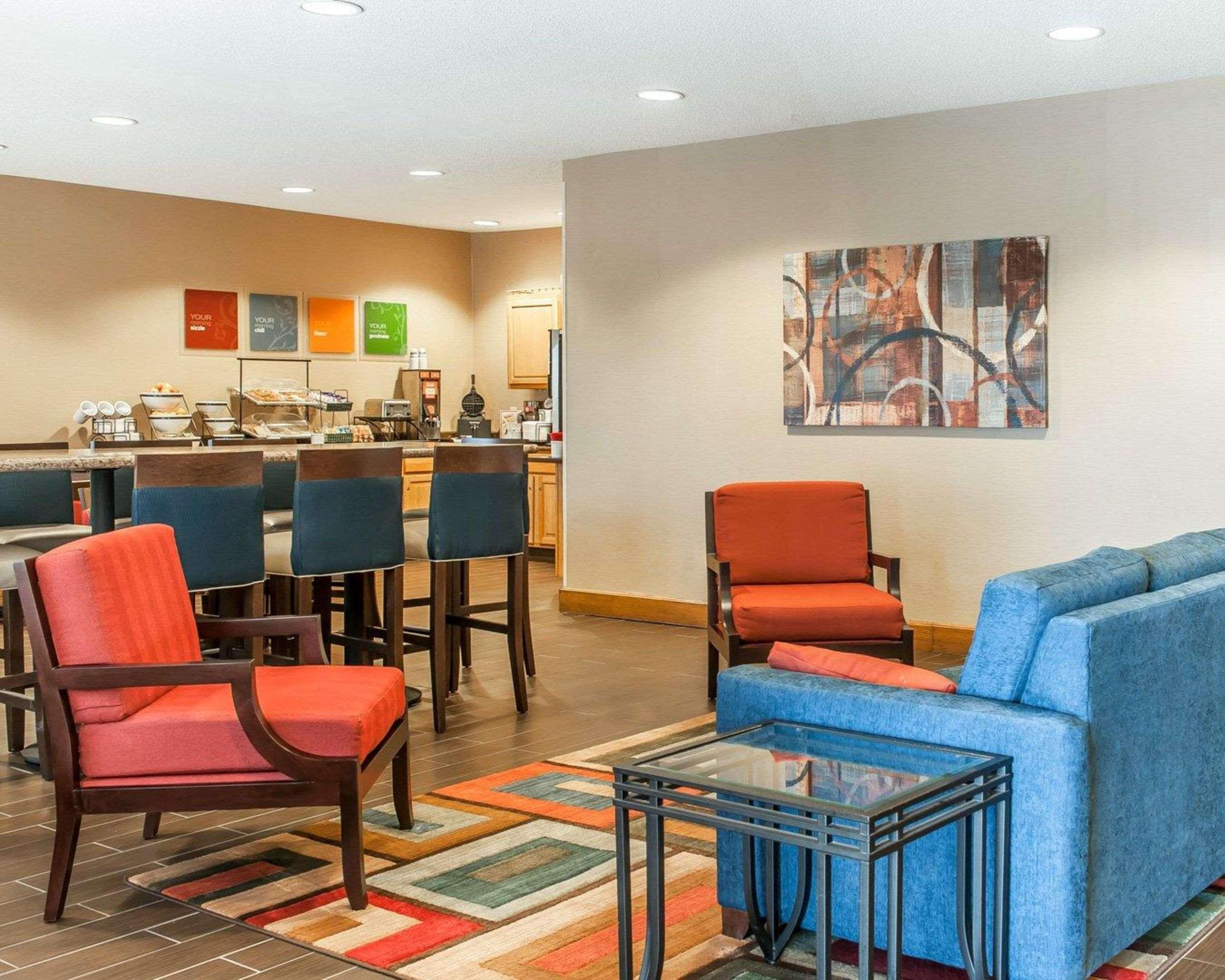 Comfort Inn Shelbyville North Exterior photo
