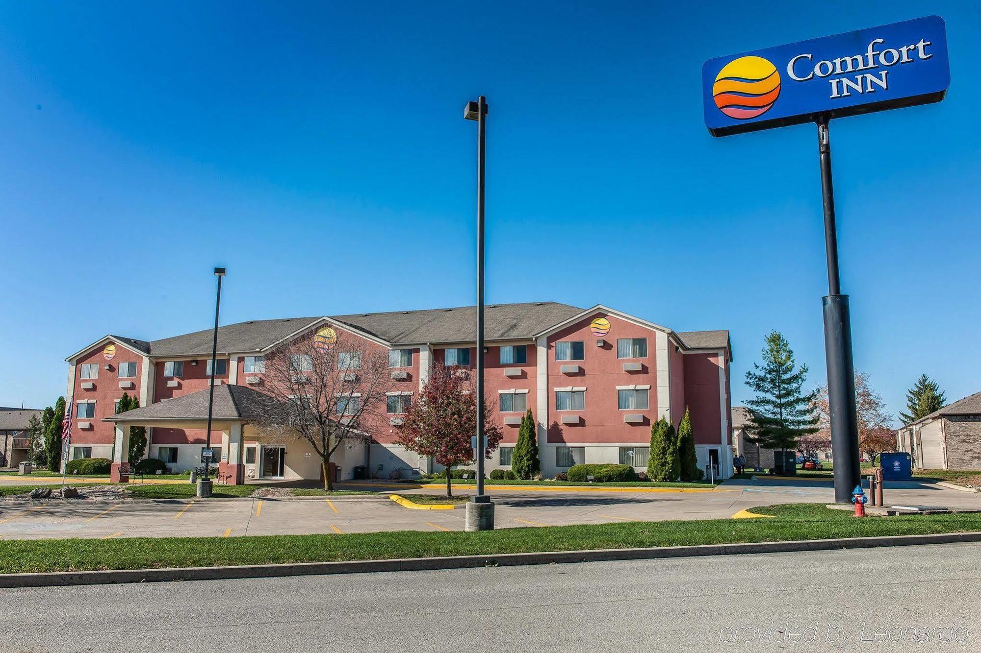 Comfort Inn Shelbyville North Exterior photo