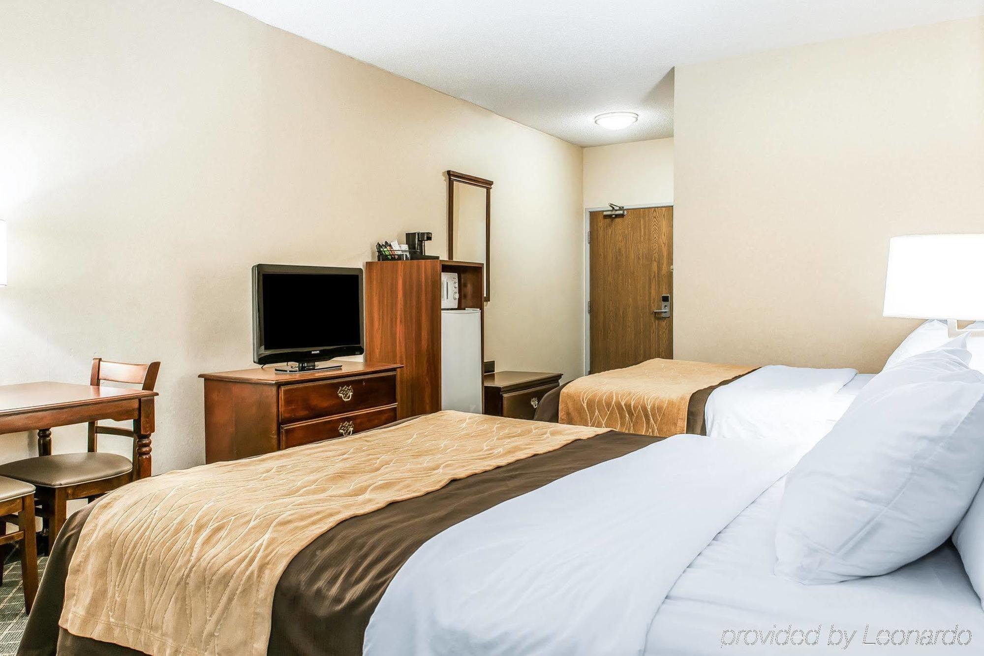 Comfort Inn Shelbyville North Exterior photo
